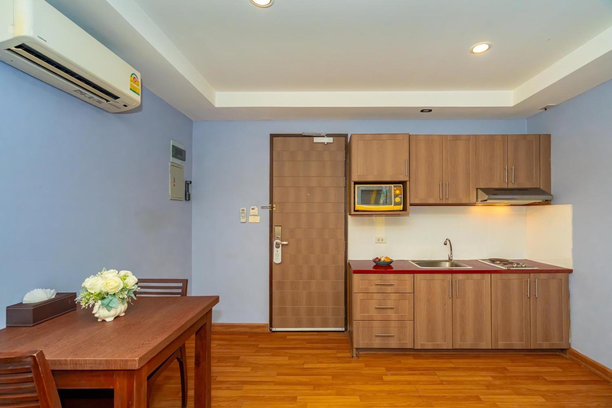 Anchan Boutique Hotel- Sha Plus Чалонг Екстер'єр фото